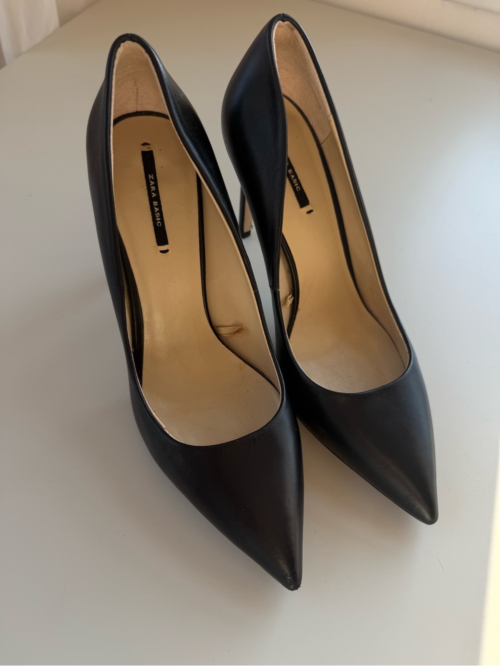 Zara Black Classic Pointed Pumps EU39 US8,5 - Picture 2 of 11